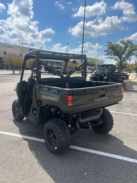New 2026 Polaris RANGER 1000 EPS Image 4