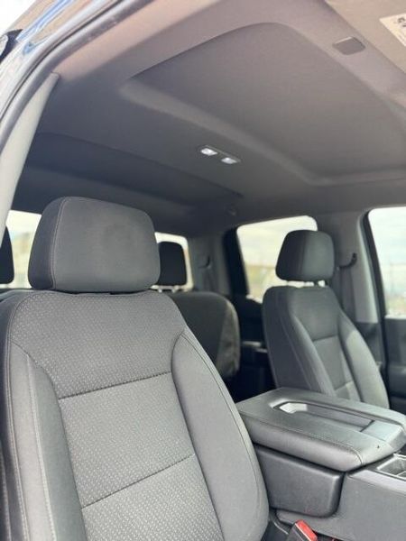 2020 Chevrolet Silverado 1500 CustomImage 13