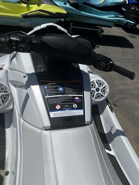 2025 Yamaha VX CRUISER W/AUDIO Image 11