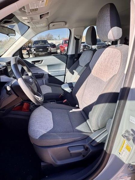 Used 2022 Ford Maverick XLTImage 11