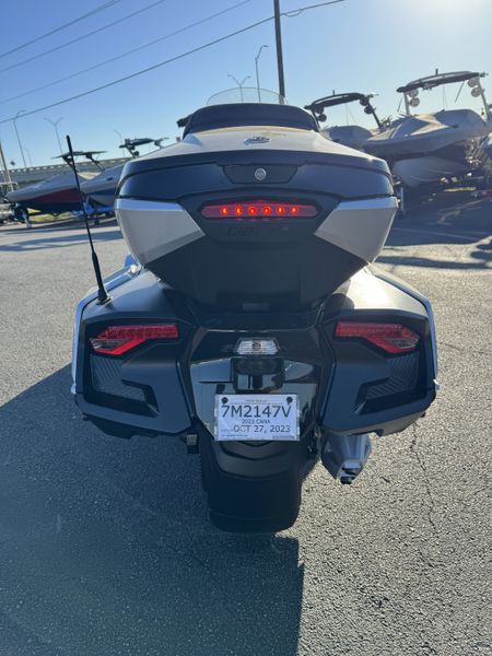 2023 Can-Am SPYDER RT LIMITED HYPER SILVER PLATINUMImage 5