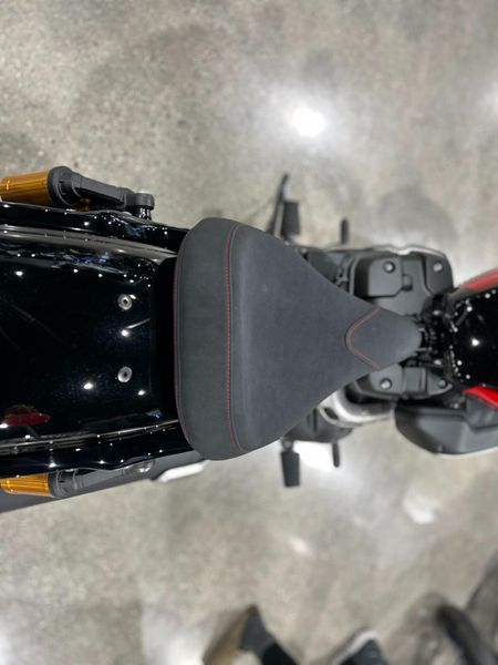 New 2025 Yamaha BOLT R-SPEC Image 17