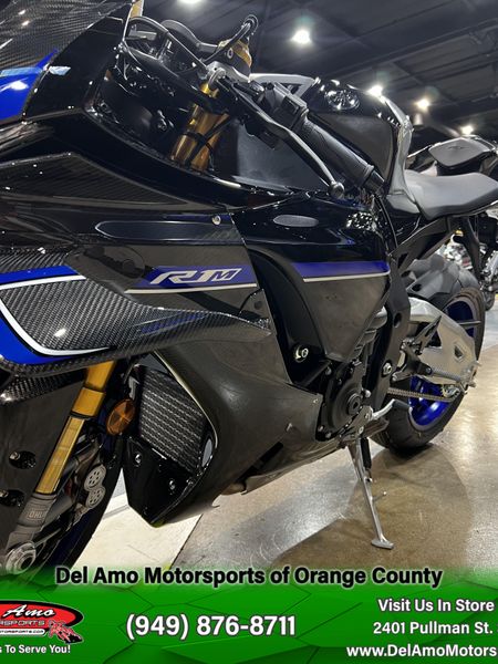 2025 Yamaha YZF-R1M Image 15