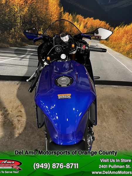 2025 Yamaha YZF-R7 Image 5