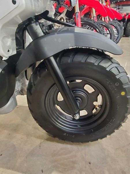 Used 2023 Honda Ruckus Image 2