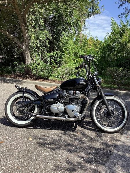 2018 Triumph Bonneville Bobber Base 