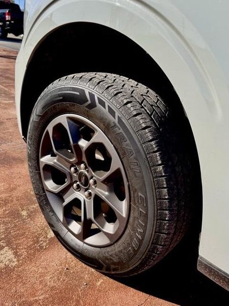 Used 2022 Ford Maverick XLTImage 18