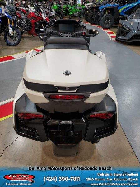 2024 Can-Am SPYDER RT SEA-TO-SKY (SE6)Image 4