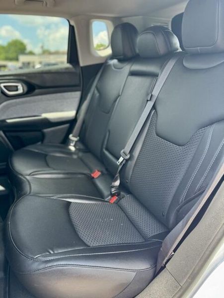 2022 Jeep Compass LatitudeImage 11