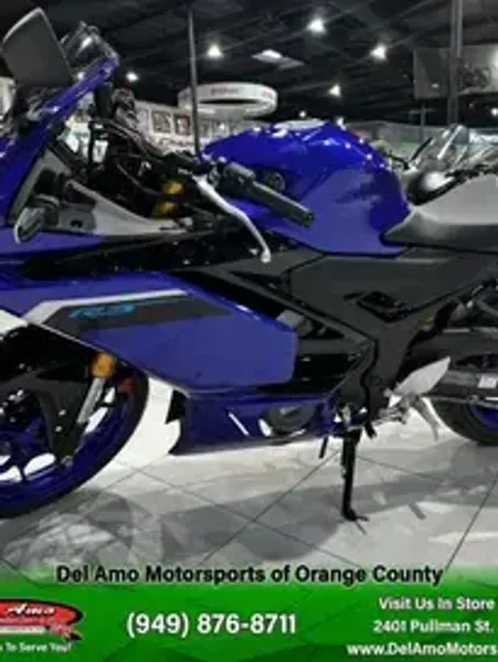 New 2025 Yamaha YZF-R3 ABS Image 5