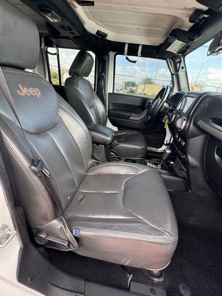 Used 2017 Jeep Wrangler Unlimited SportImage 11