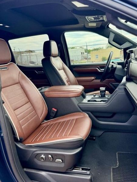 2023 GMC Sierra 1500 Denali UltimateImage 16