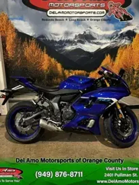 New 2025 Yamaha YZF-R7 Image 1