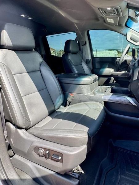 Used 2020 Chevrolet Silverado 1500 LTZImage 12