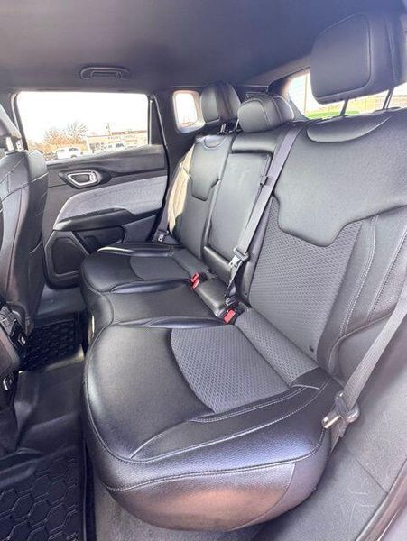 Used 2024 Jeep Compass LatitudeImage 12