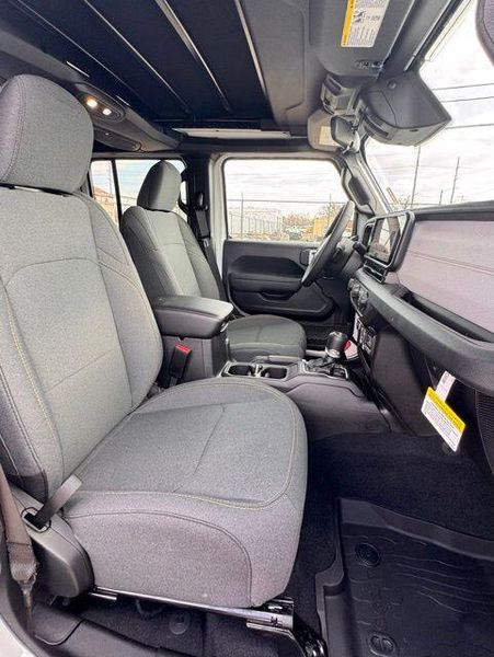 New 2026 Jeep Wrangler 4-door Sport SImage 14