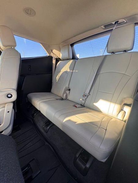 Used 2019 Buick Enclave EssenceImage 13