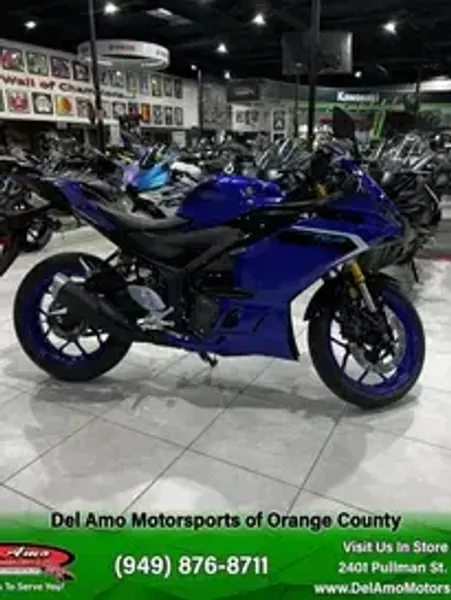 New 2025 Yamaha YZF-R3 ABS Image 1