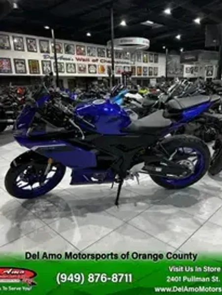 New 2025 Yamaha YZF-R3 ABS Image 3