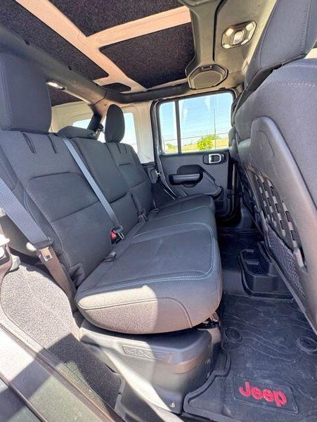 Used 2021 Jeep Wrangler 4xE Unlimited Rubicon 4xeImage 15