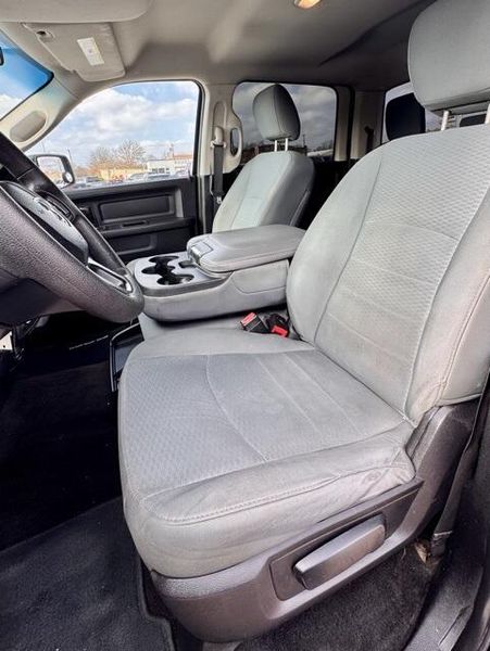 Used 2016 RAM 1500 ExpressImage 12