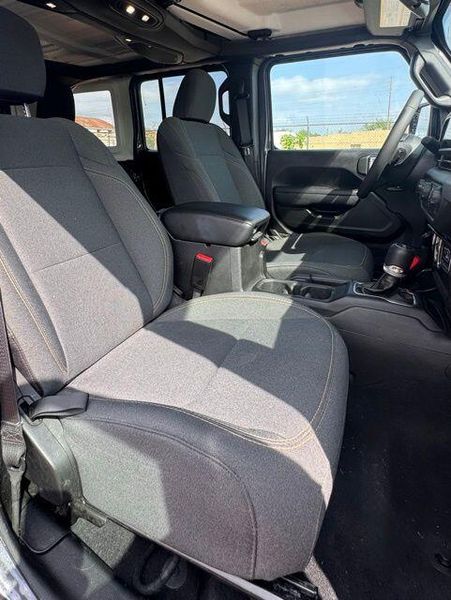 Used 2025 Jeep Wrangler Sport SImage 13