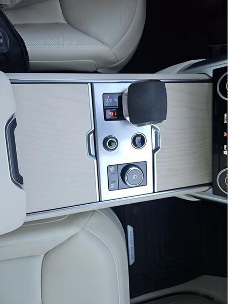 Used 2023 Land Rover Range Rover SE