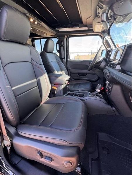 New 2026 Jeep Wrangler 4-door Moab 392Image 13