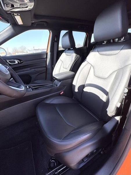 New 2026 Jeep Compass Limited Altitude 4x4Image 11