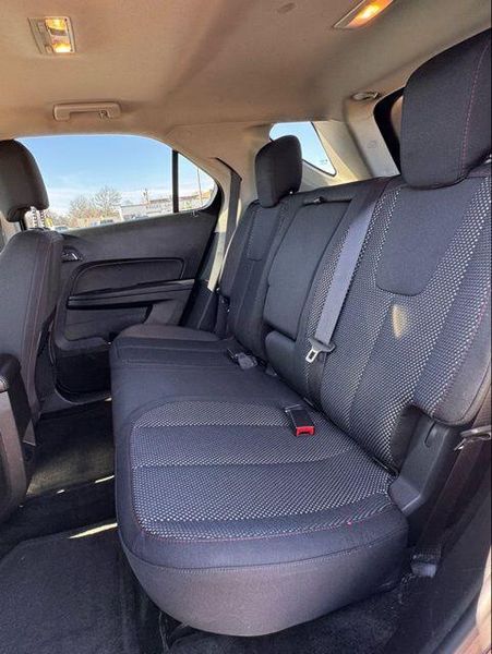 Used 2017 Chevrolet Equinox LTImage 11