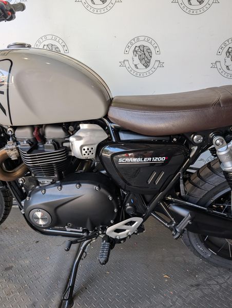 New 2025 Triumph SCRAMBLER 1200X 