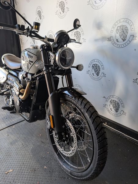 New 2025 Triumph SCRAMBLER 1200X 