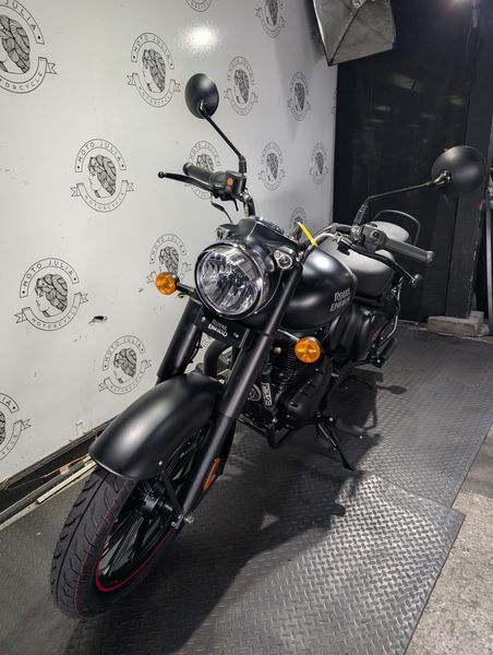 2024 Royal Enfield CLASSIC 350 