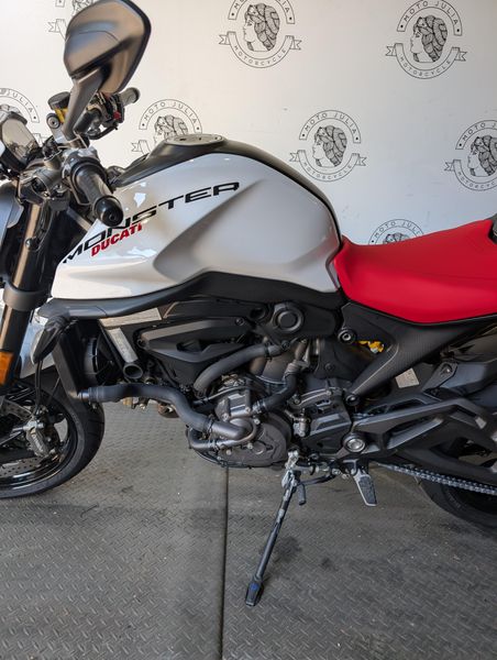 New 2024 Ducati MONSTER PLUS 