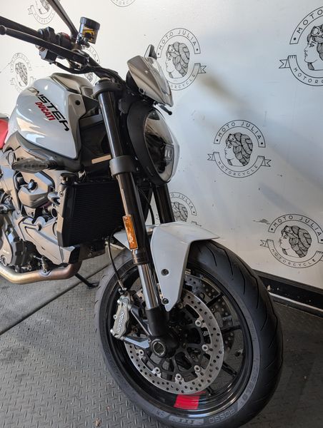 New 2024 Ducati MONSTER PLUS 