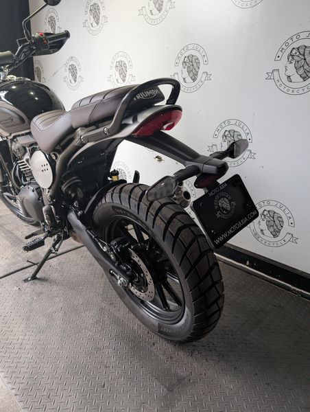 New 2025 Triumph SCRAMBLER 400X 