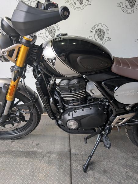 New 2025 Triumph SCRAMBLER 400X 