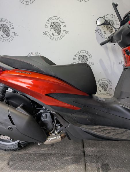 New 2024 PIAGGIO BV 400 