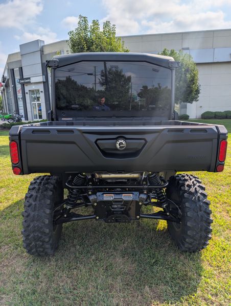 2025 Can-Am DEFENDER LIMITED HD10Image 4