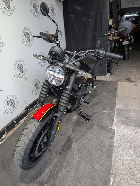 New 2026 Royal Enfield GUERRILLA 450 