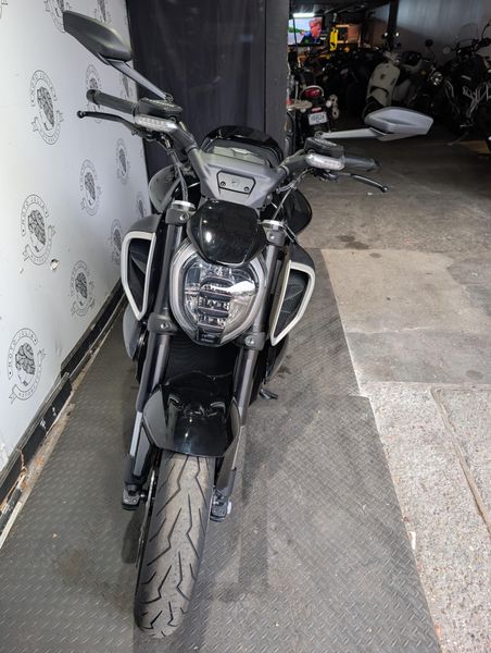 New 2024 Ducati DIAVEL V4 