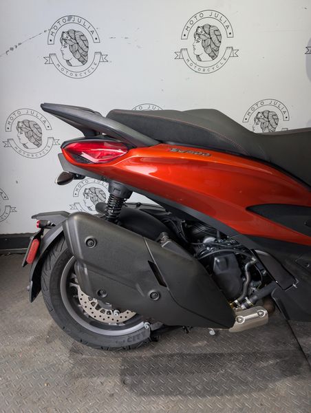 New 2024 PIAGGIO BV 400 