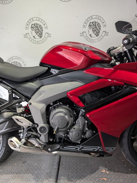 New 2025 Triumph DAYTONA 660 