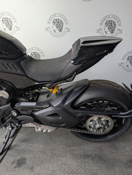 New 2024 Ducati DIAVEL V4 