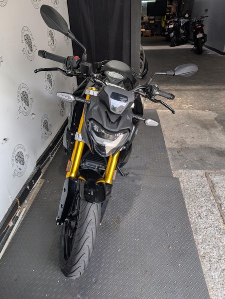 New 2025 BMW G 310 R 