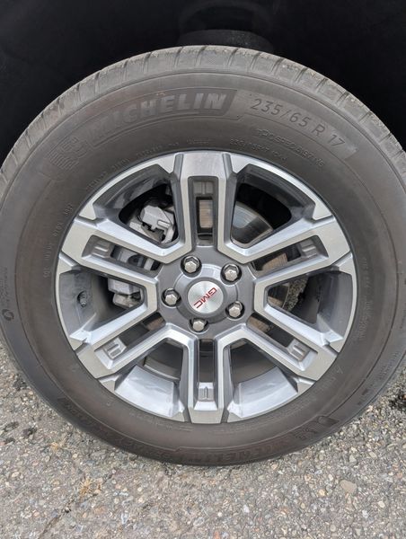 Used 2025 GMC Terrain Elevation