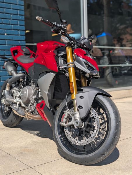 New 2026 Ducati STREETFIGHTER V2S 