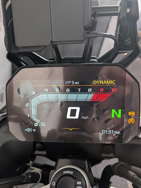 New 2025 BMW F900GS 