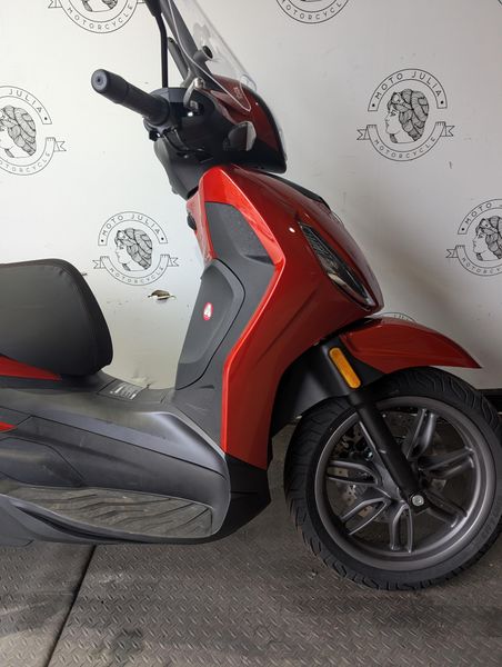 New 2024 PIAGGIO BV 400 