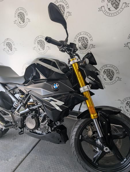 New 2025 BMW G 310 R 